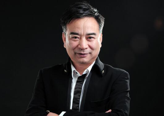 娱乐吃瓜小将岳跃利,娱乐吃瓜界的风云人物